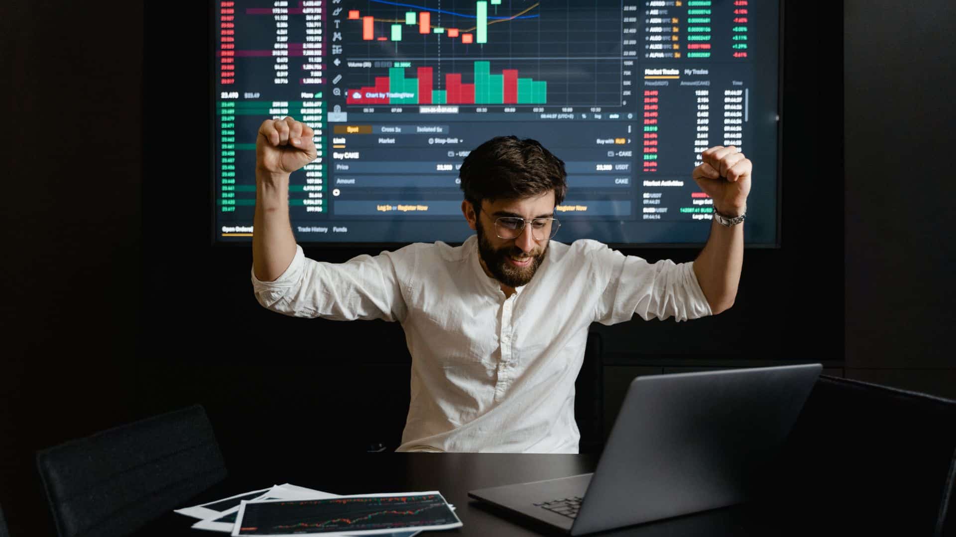 SmarttBot: o que é e como funciona o robô trader